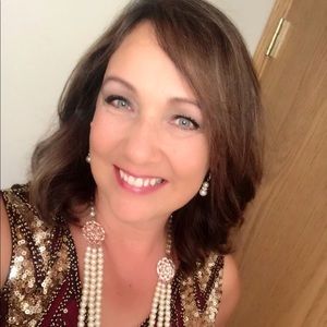 Meet your Posher, Christine